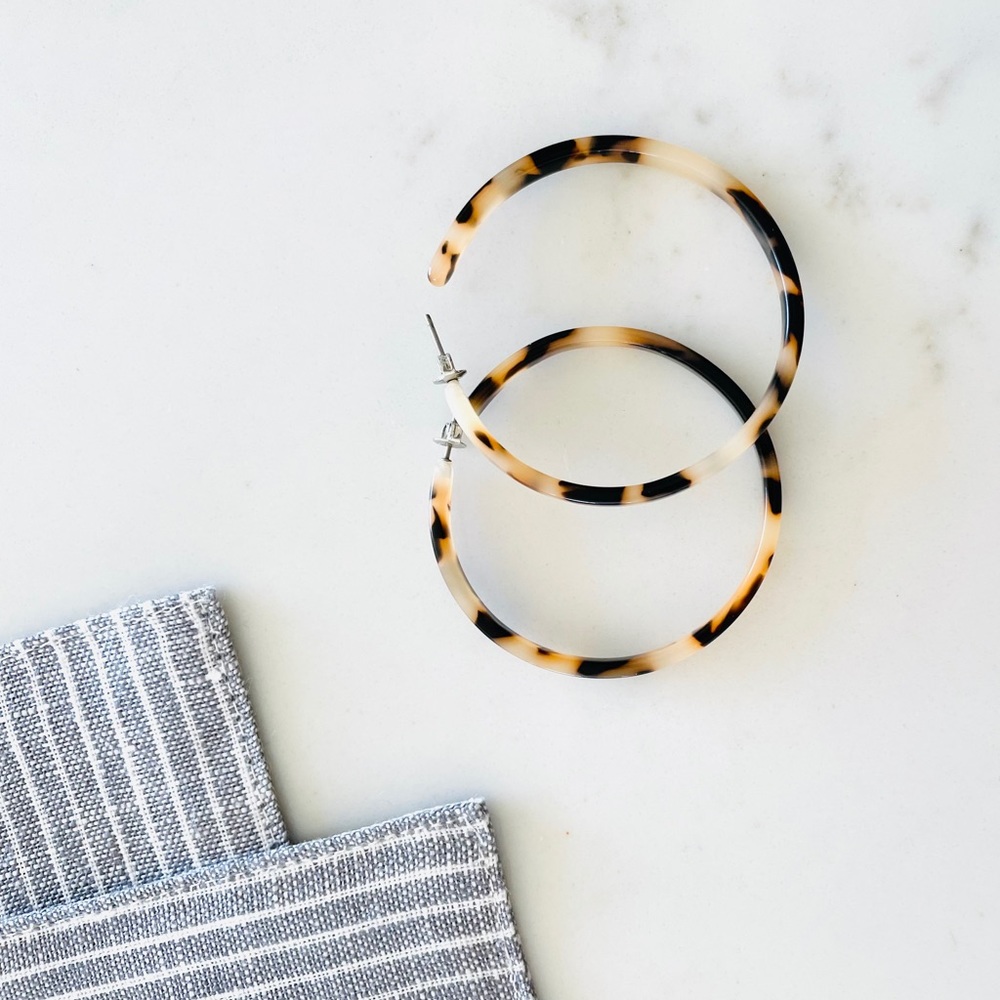 Tortoise Hoops - image 3